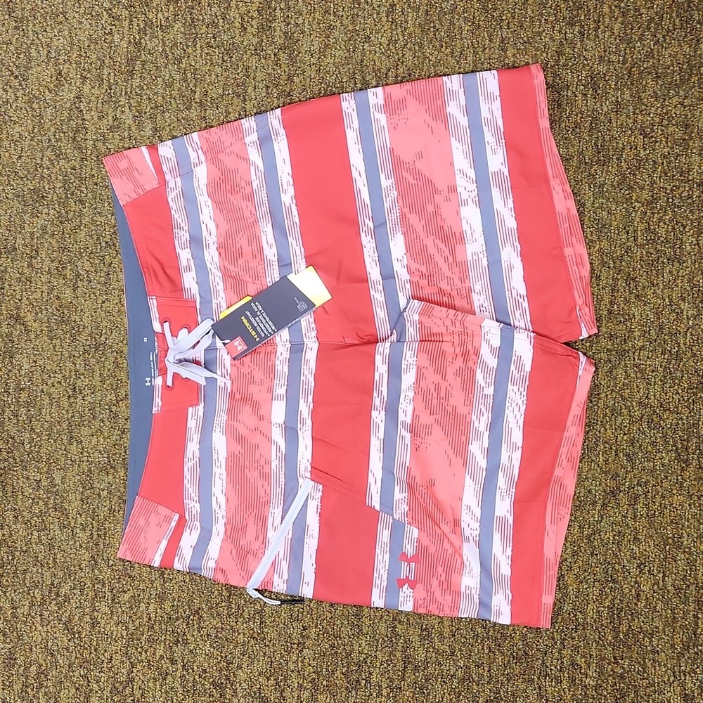 Mens Under Armour Boardshorts, Red & Grey, Size 36